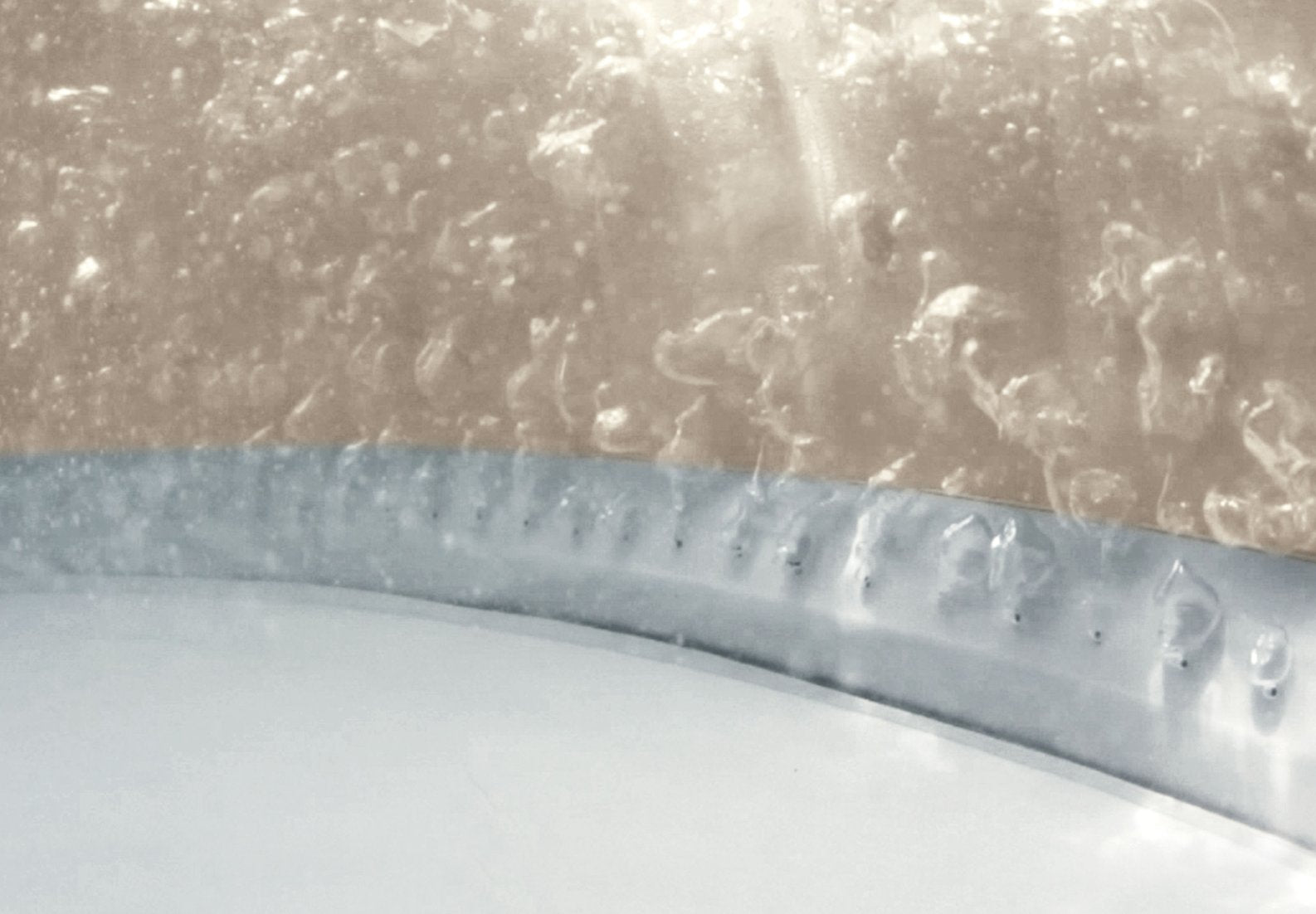 Intex PureSpa Chevron Deluxe 4-Person Square Inflatable Hot Tub Bubble Spa