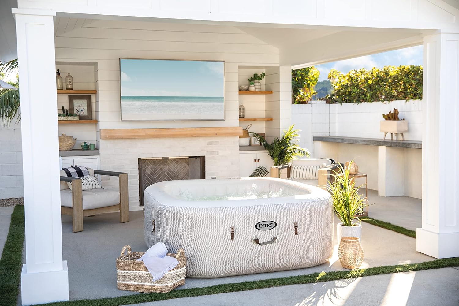 Intex PureSpa Chevron Deluxe 4-Person Square Inflatable Hot Tub Bubble Spa