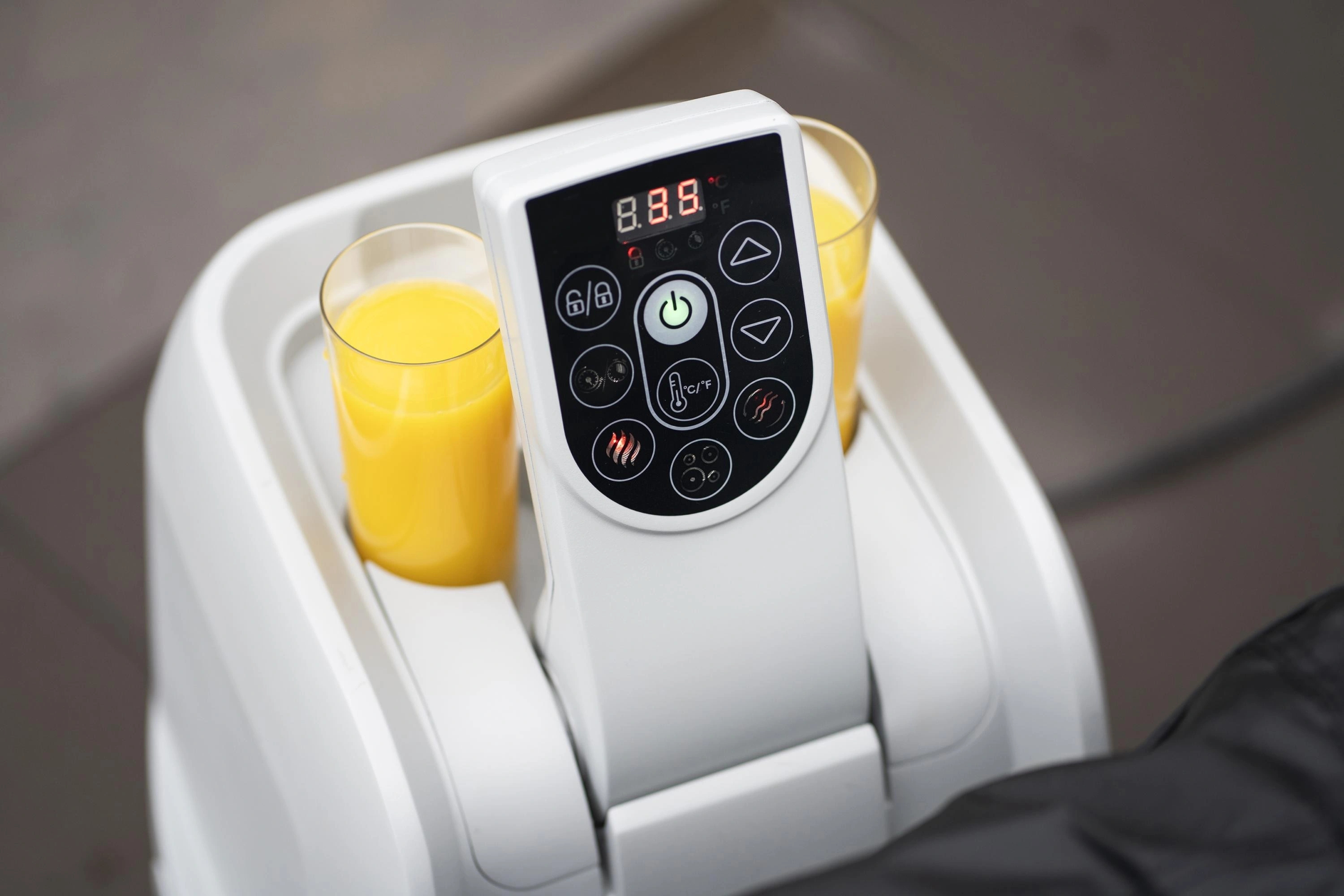 Lay-Z-Spa Miami AirJet Inflatable Hot Tub Round 4-Person 180cm